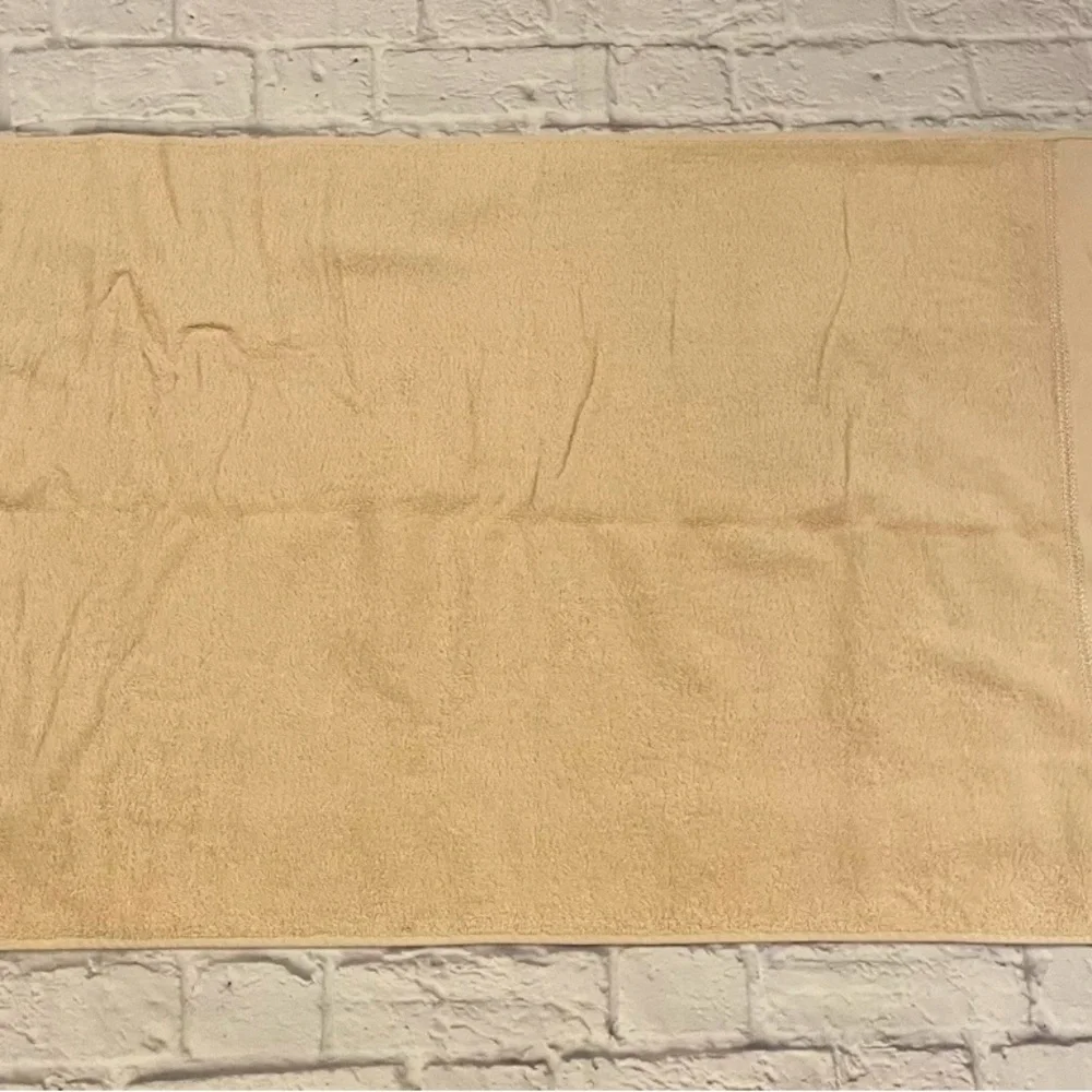 CROSCILL Cream Brocade Gold Decorative Hand Towels 25x 45